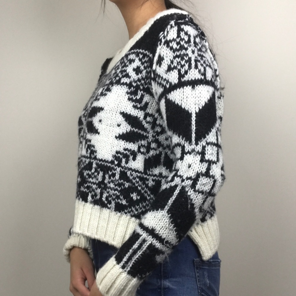 Free people snowflake sweater!! ❄️😍 - Picture 3 of 8